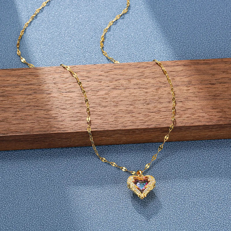 Crystal Heart Halskette - Zeitlose Eleganz